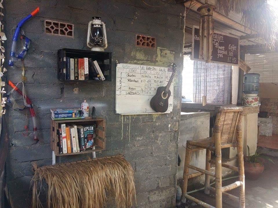Three Little Birds Homestay กีลีตราวางัน ภายนอก รูปภาพ